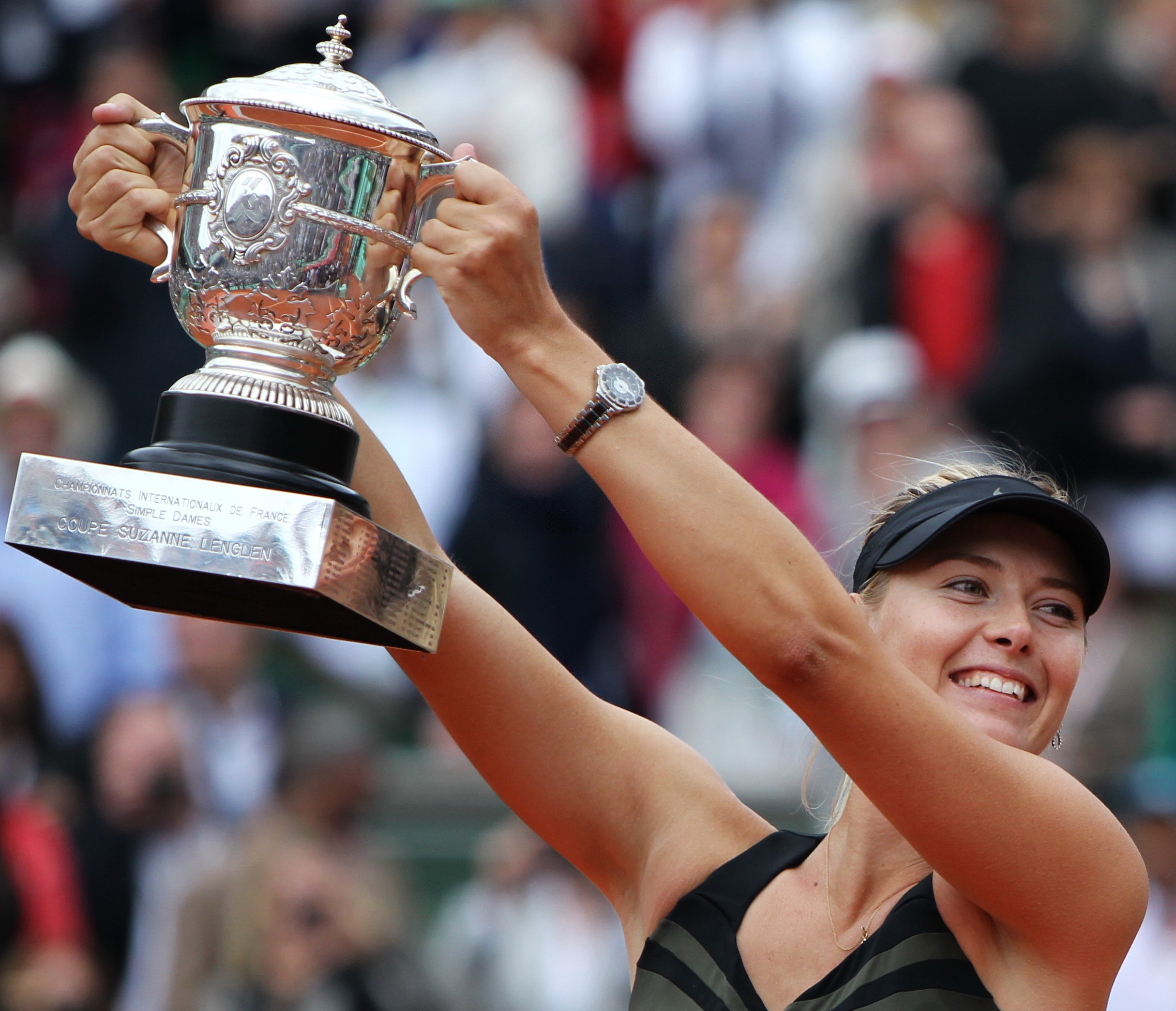 爱游戏-莎拉波娃在拜仁比赛中大胜，势不可挡引发热议！的简单介绍